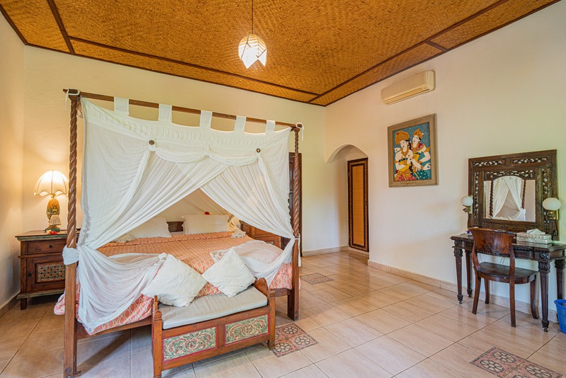 Deluxe Tower Suite room in Lovina Bali